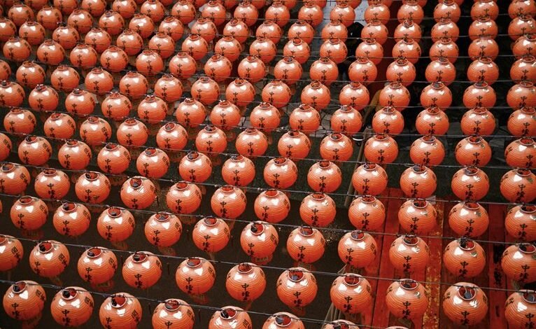 call initiation daily pattern